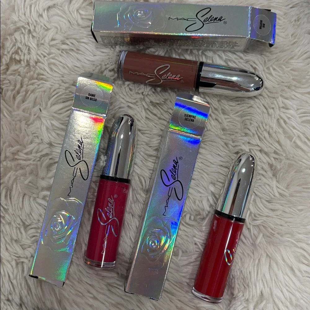 MAC SELENA LIPPIE